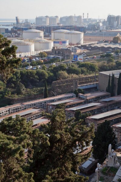 Cimetière vue raffinerie - 2017