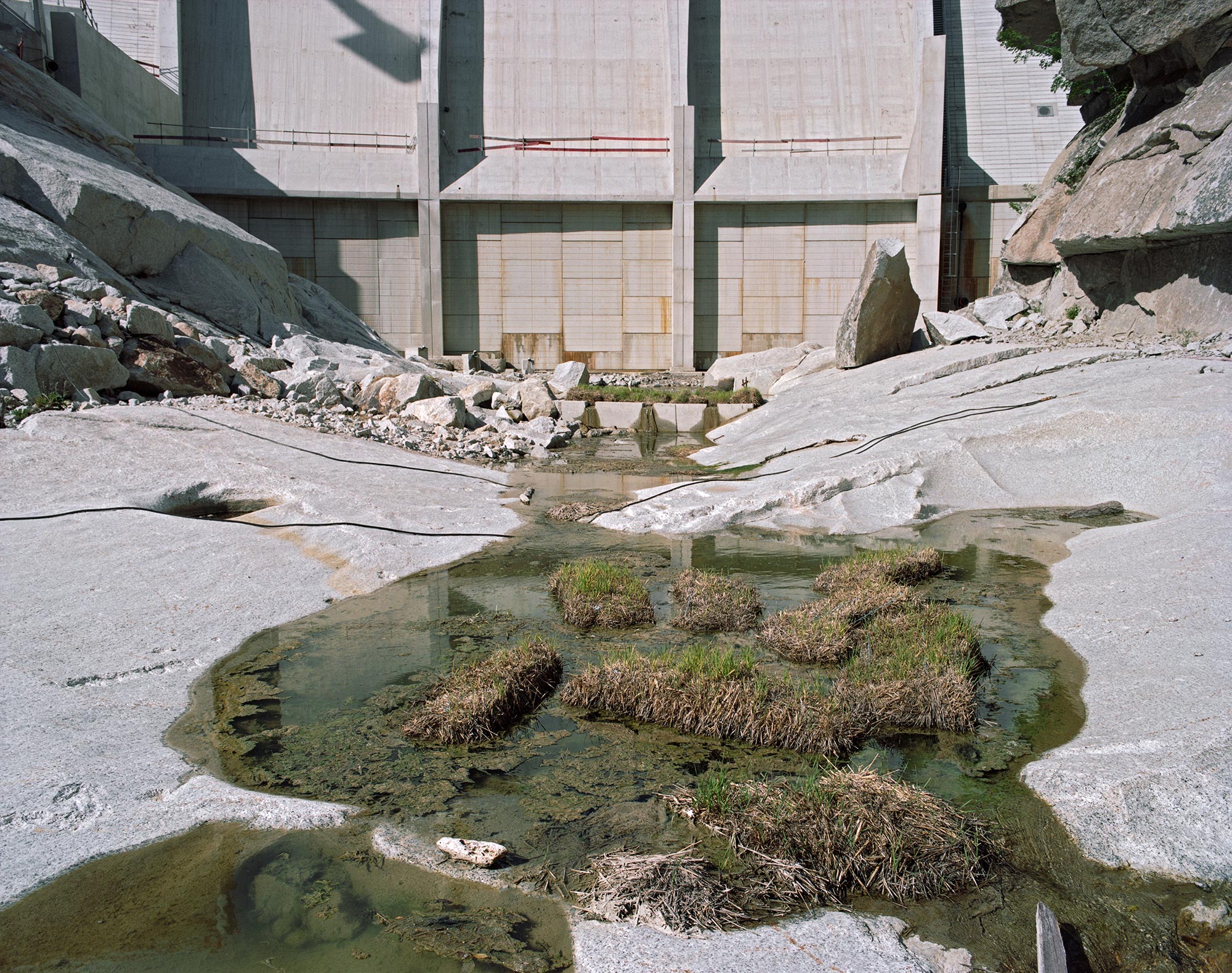 L'Eau barrée du Rizzanese, côté aval- 2012