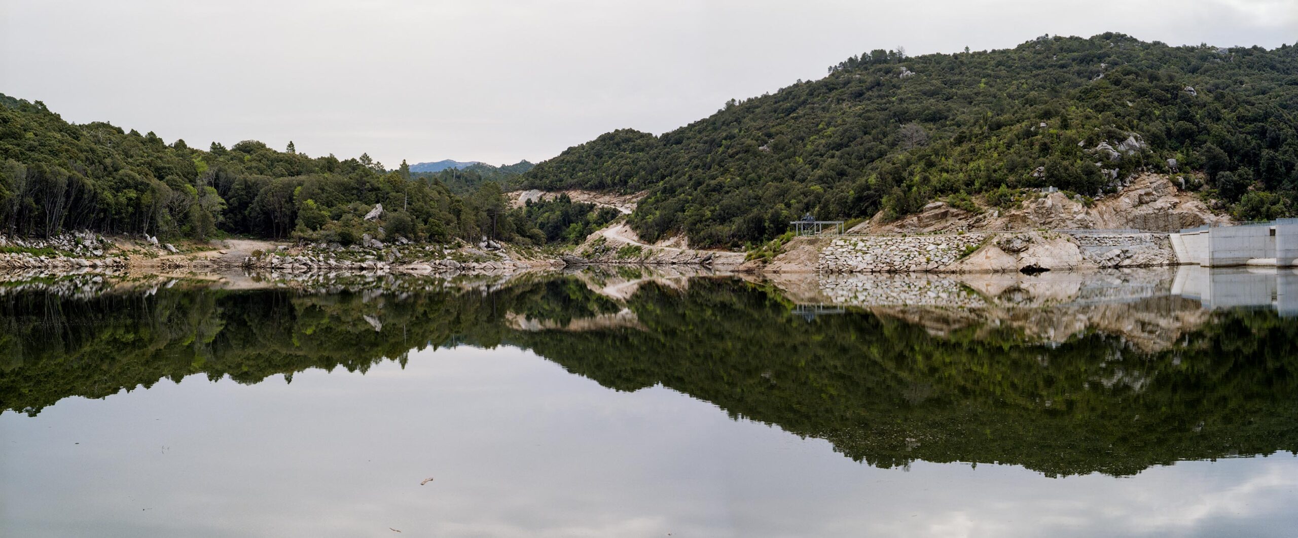 L'Eau barrée du Rizzanese, panorama scaled- 2014