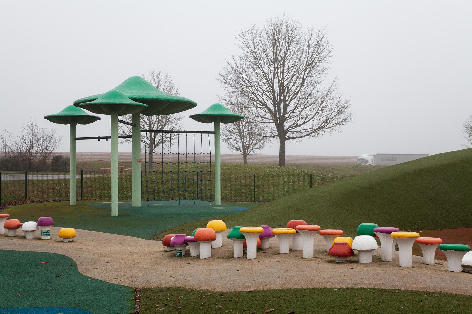 Tel quel, Aire de Jugny A6 - 2000