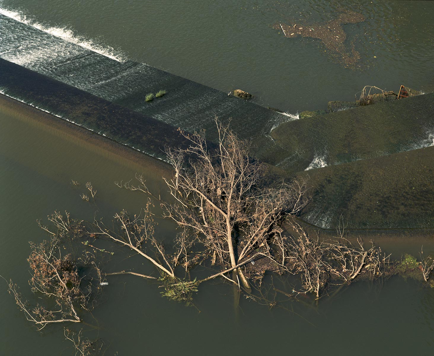 Seuil sur le Tarn à Albi - 2001